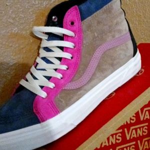 Size 10 and size 9 women